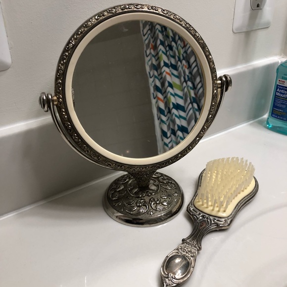 Vintage Vanity Set - Swivel Double sides mirror (normal/magnifying) and brush
